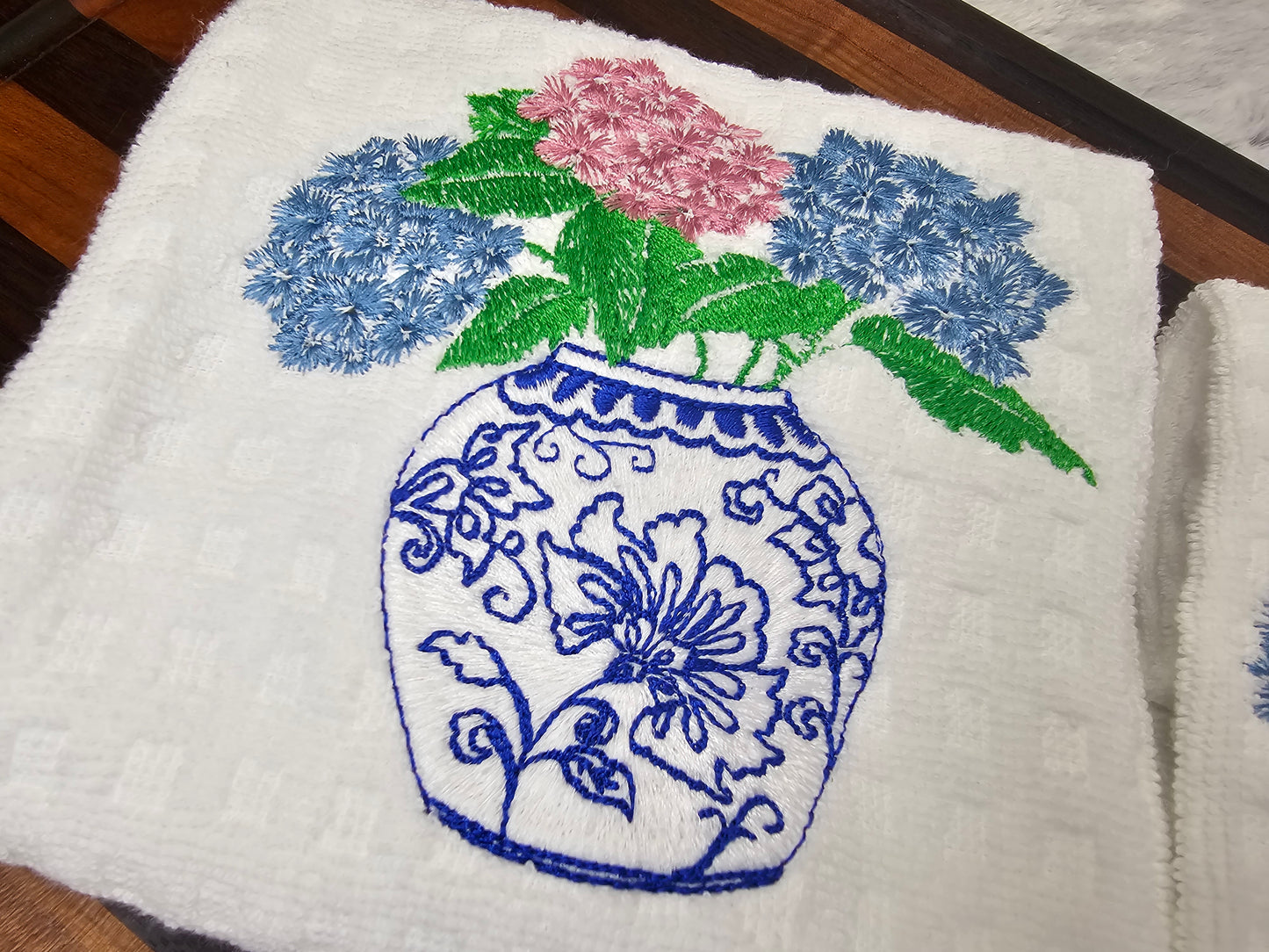Floral kitchen towels.